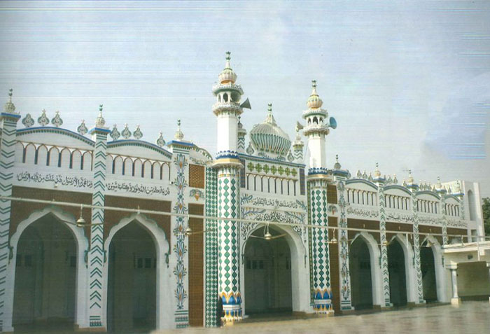 Jamia Masjid Qasmia in Larkana